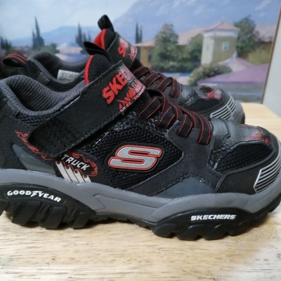 👟👟Skechers Turbo Speed Slip On Sneakers Kids Boys Size 4.5 Black Green 403760L - Picture 7 of 15